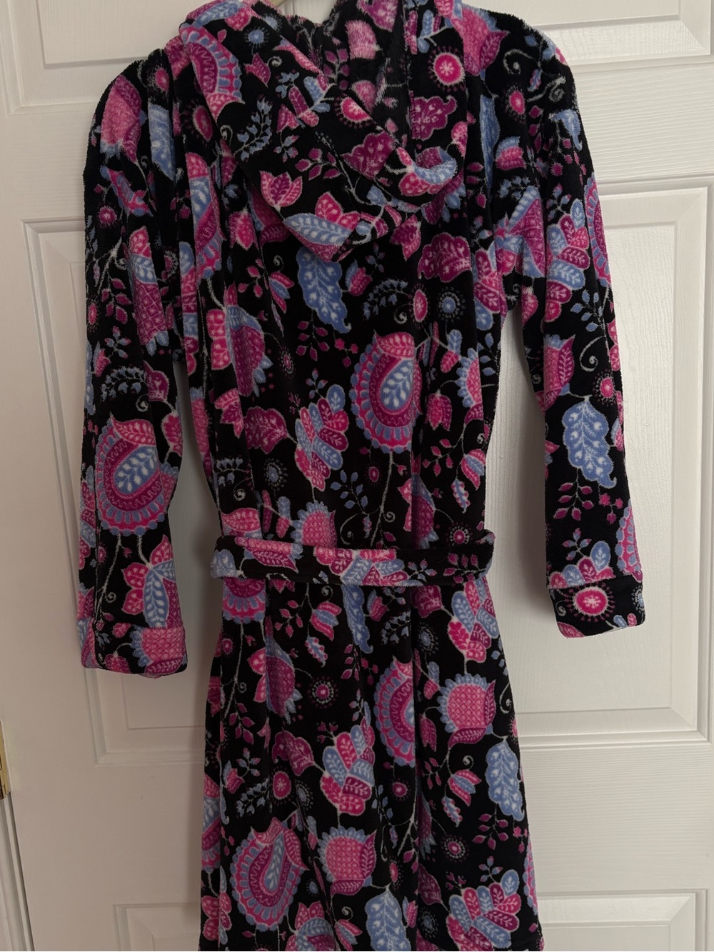 Vera Bradley Plush Fleece Hooded Robe – Women’s L/XL – Black Pink Blue Paisley